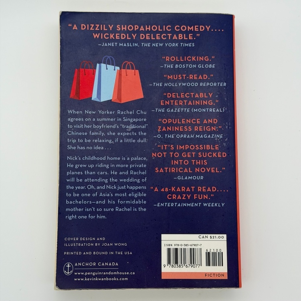 Crazy Rich Asians by Kevin Kwan - Paperback - Picture 2 of 3